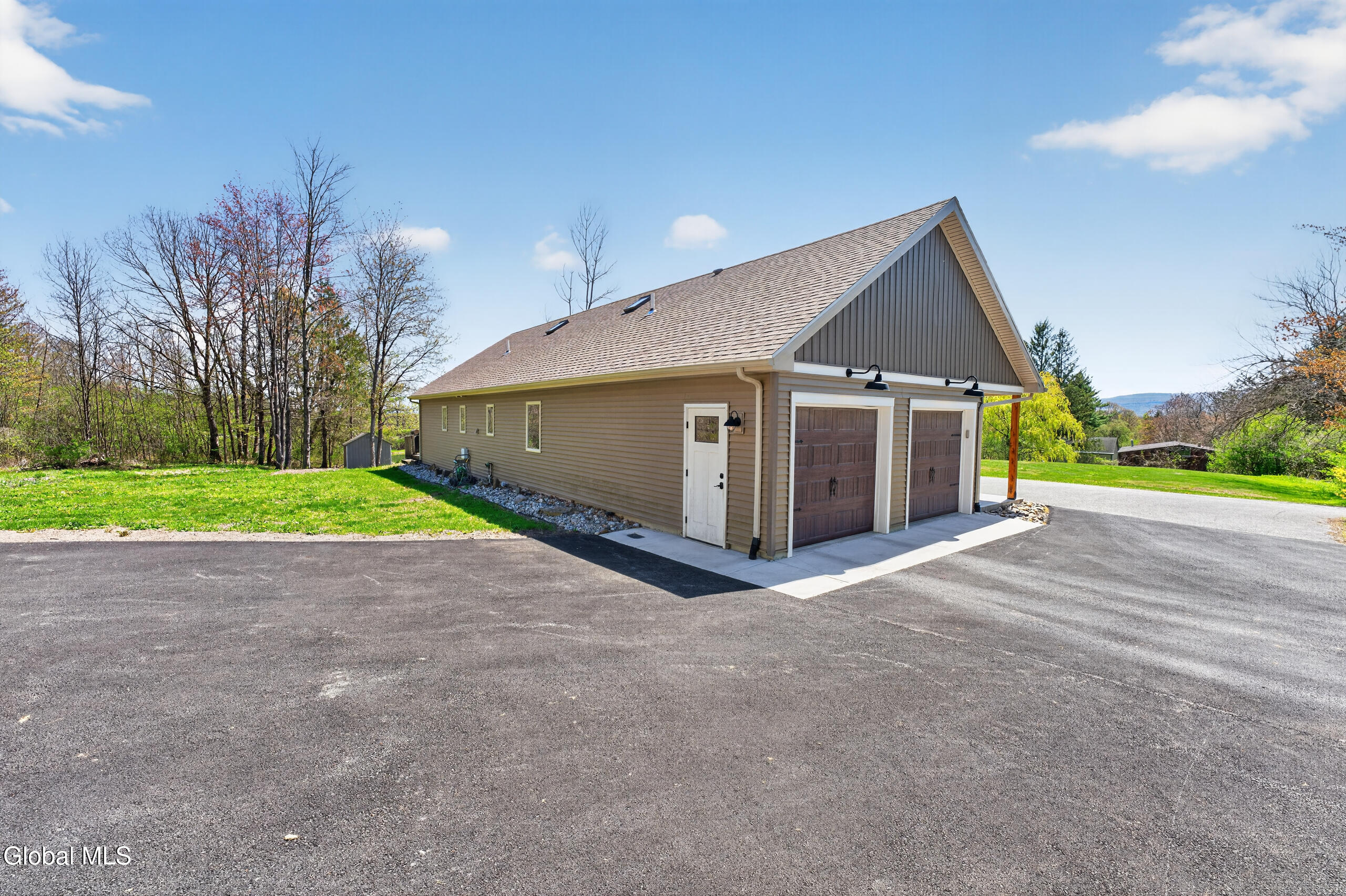 111 Pond Hill Lane Altamont NY 12009