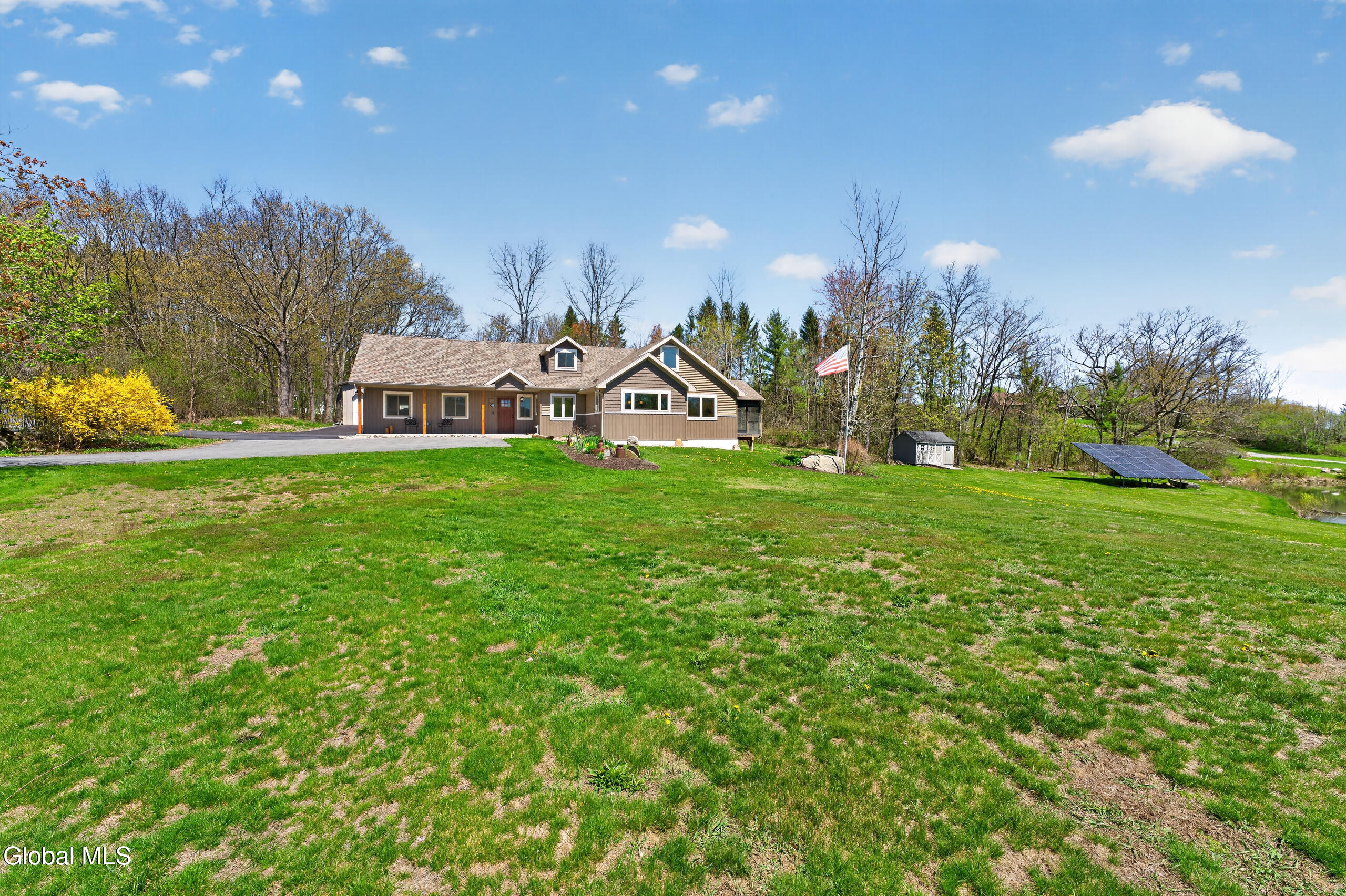 111 Pond Hill Lane Altamont NY 12009