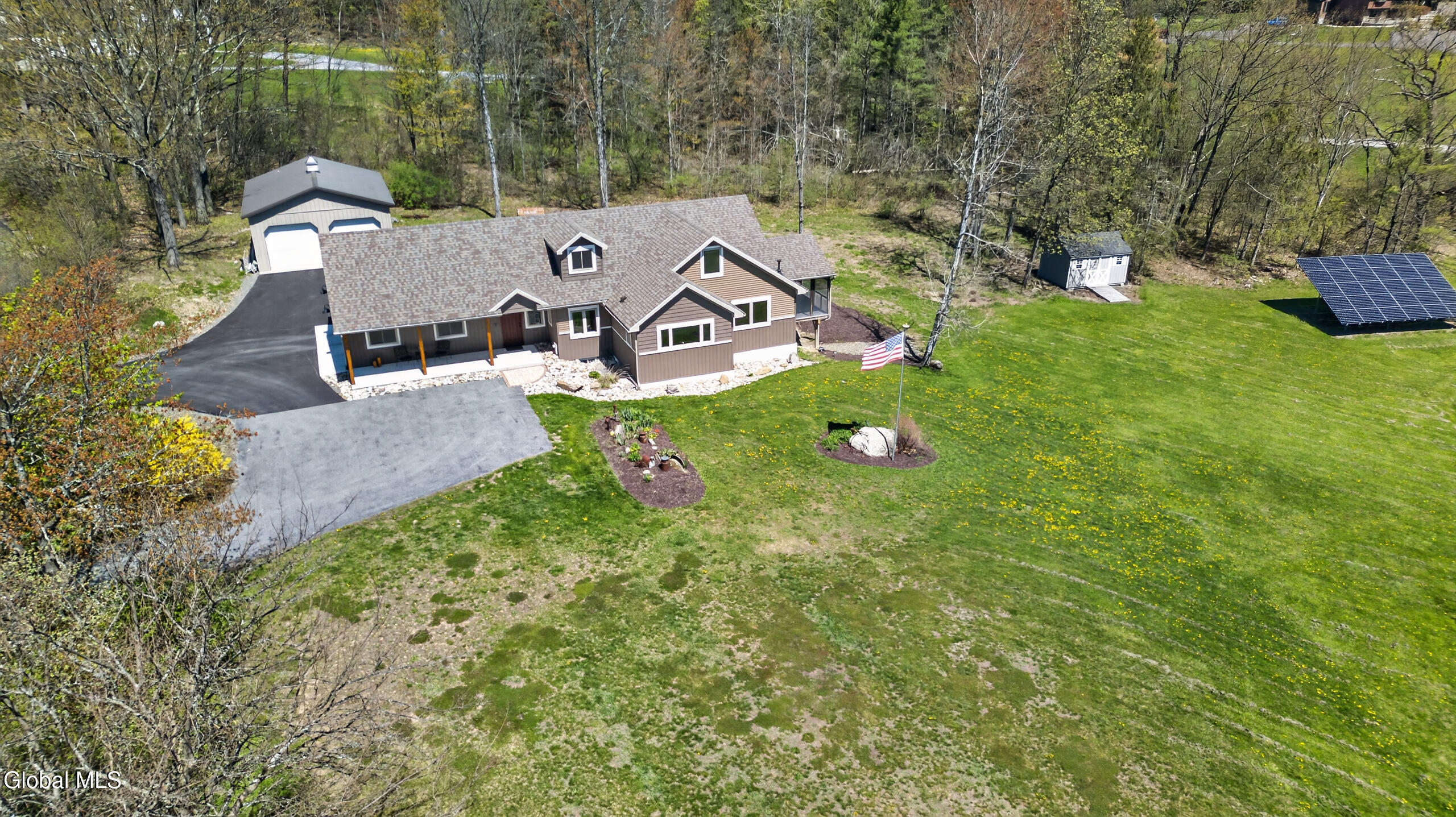111 Pond Hill Lane Altamont NY 12009