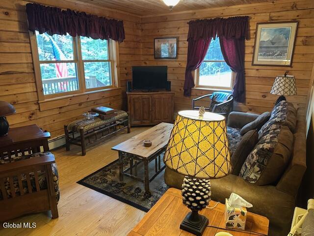 75 Pioneer Village Road Bolton Landing NY 12814
