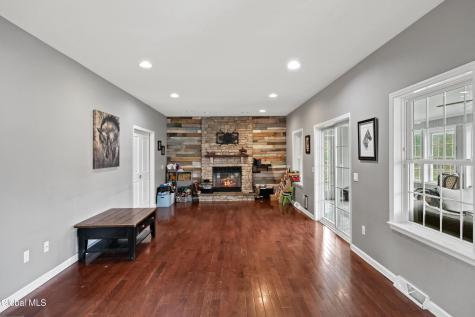 350 Gurn Springs Road Gansevoort NY 12831