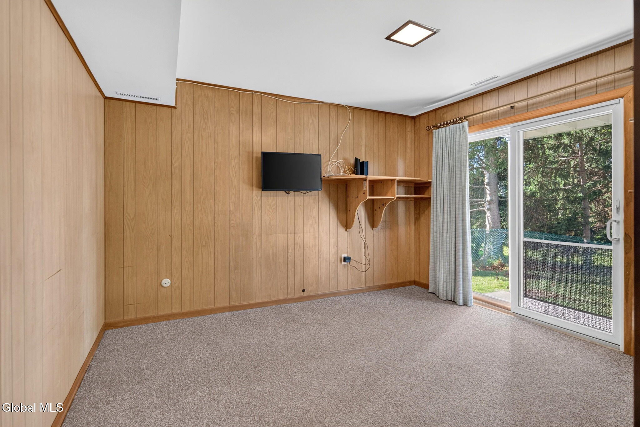 96 Forts Ferry Road Latham NY 12110