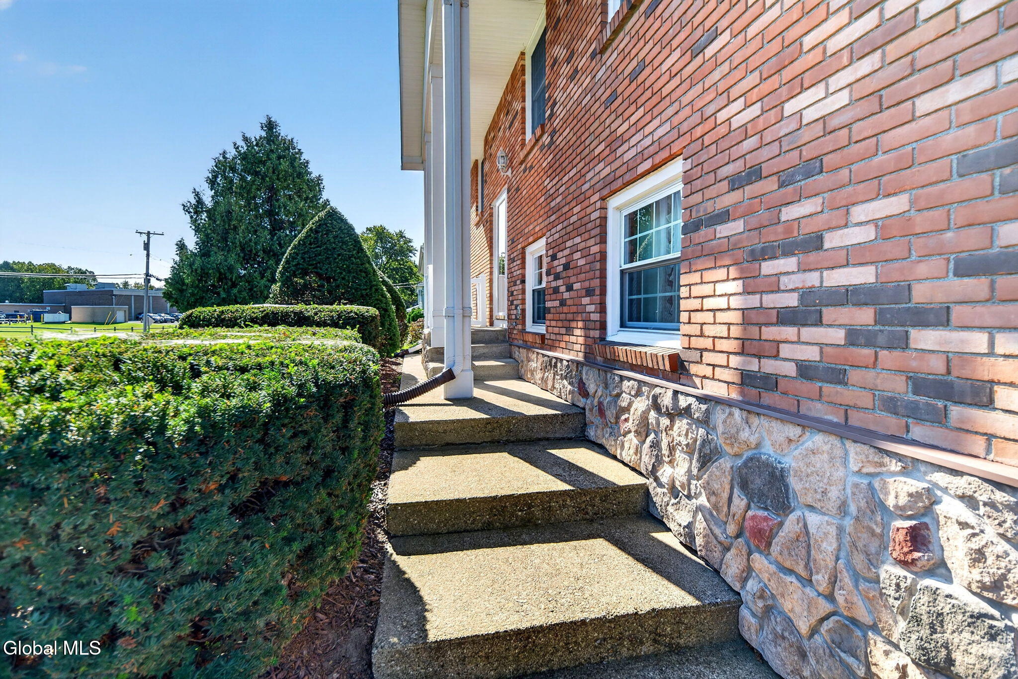 96 Forts Ferry Road Latham NY 12110