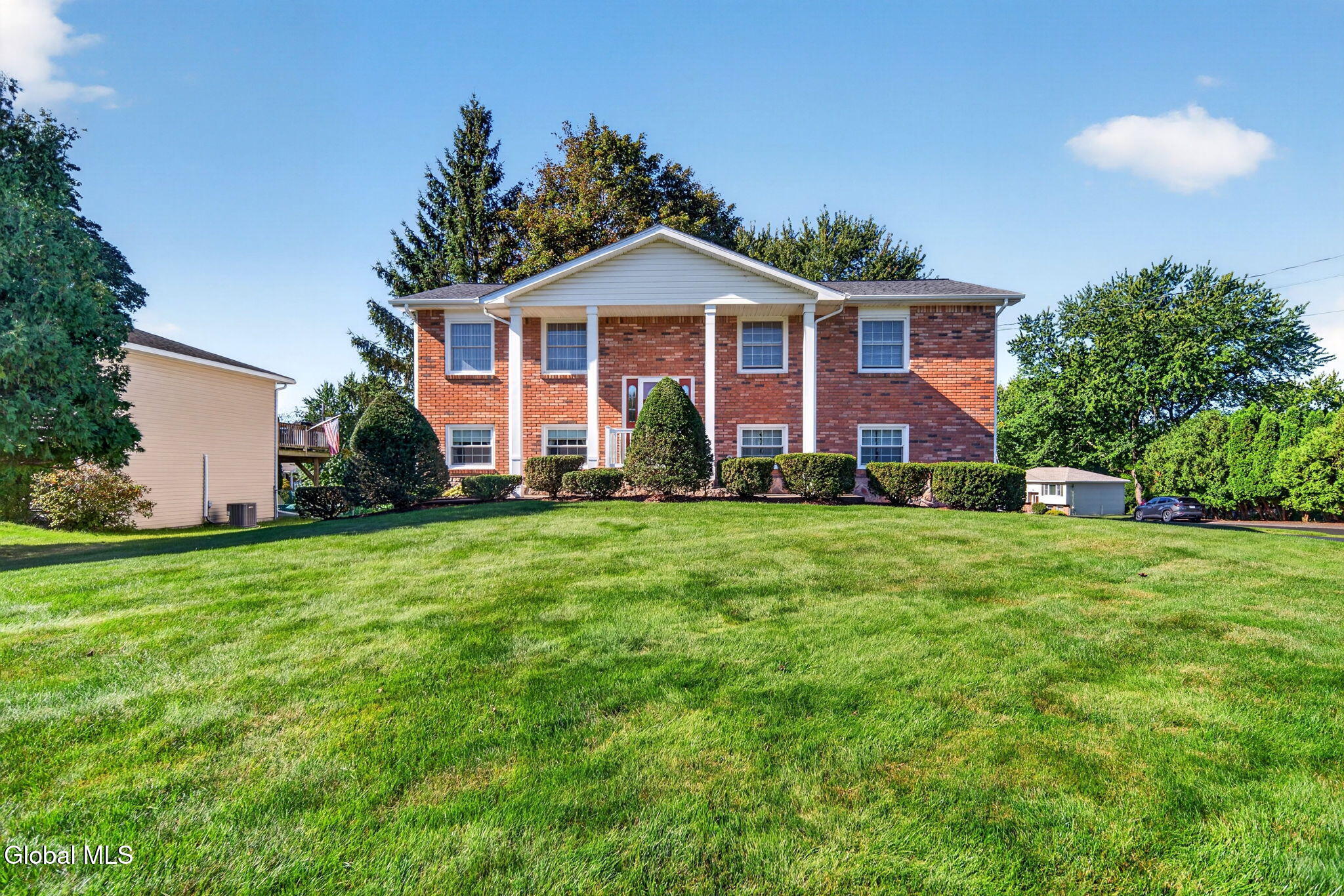 96 Forts Ferry Road Latham NY 12110