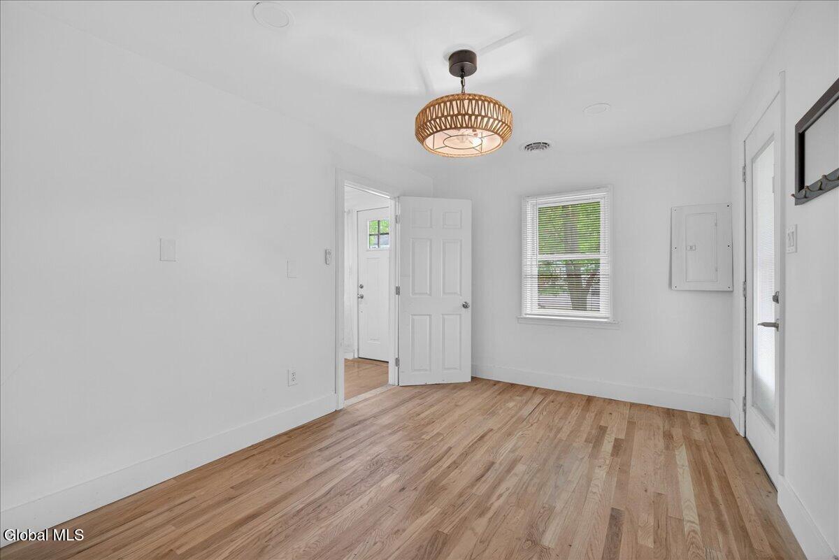 14 Mountain View Avenue Colonie NY 12205