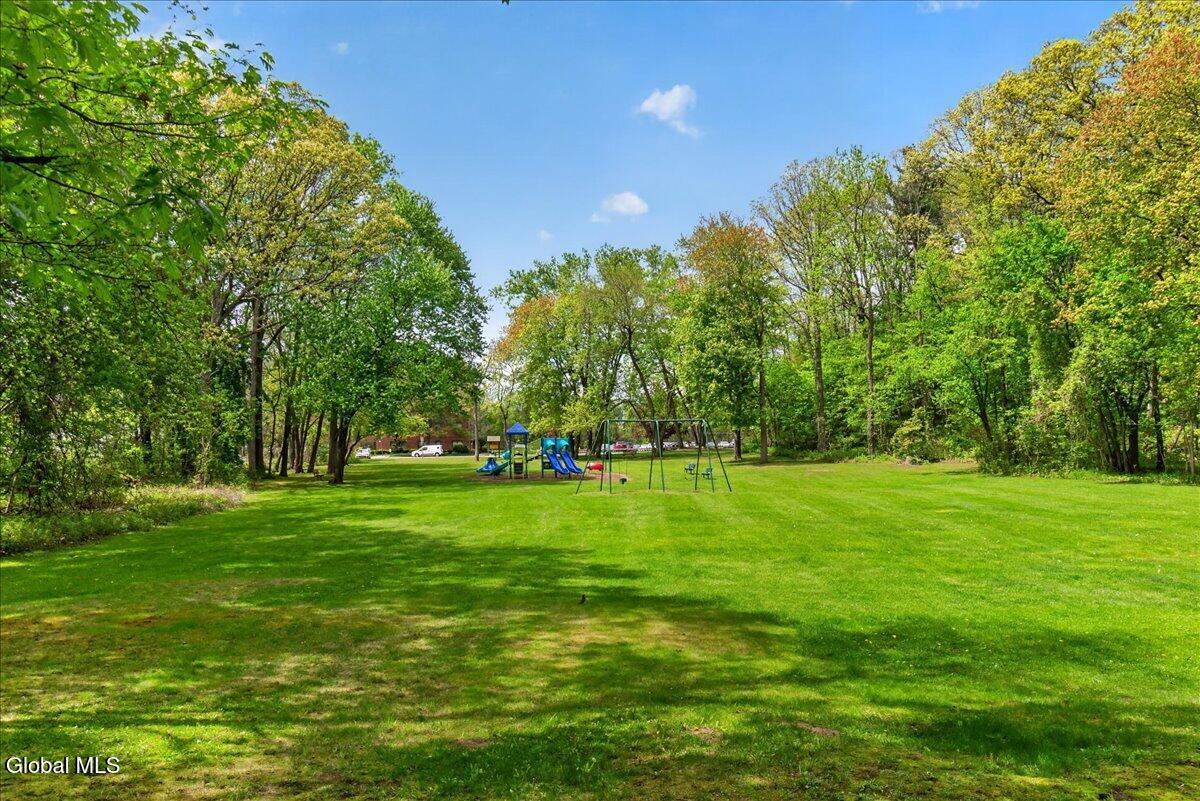 14 Mountain View Avenue Colonie NY 12205