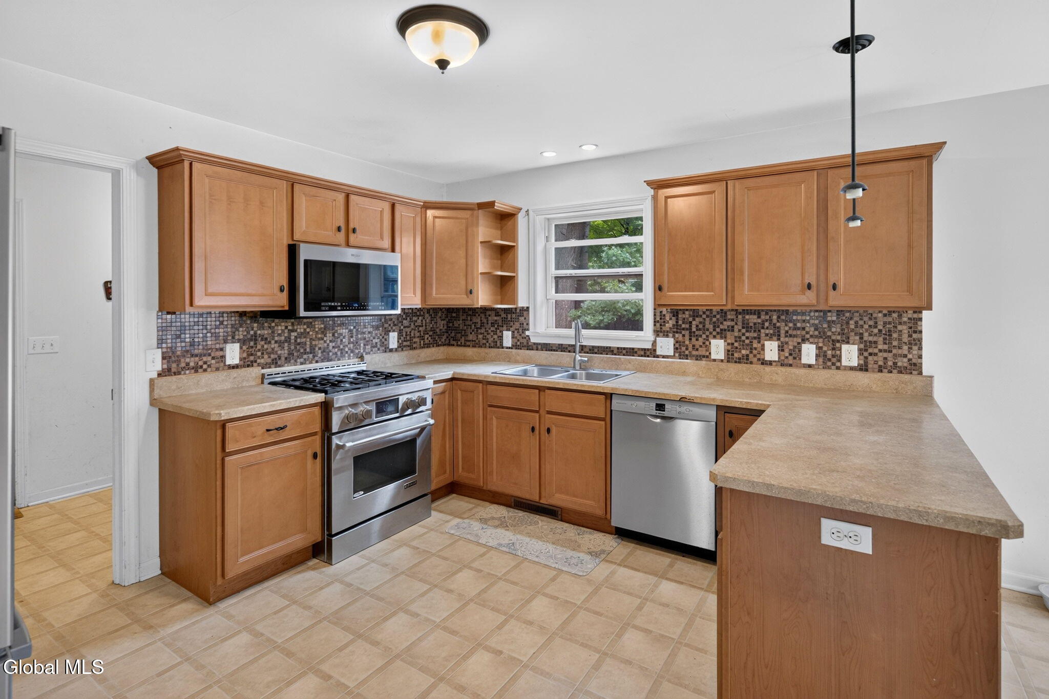 1 Wyndham Way Ballston Spa NY 12020