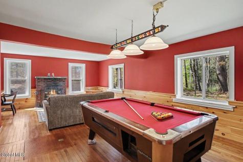 13 Young Road Middle Grove NY 12850