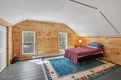 13 Young Road Middle Grove NY 12850