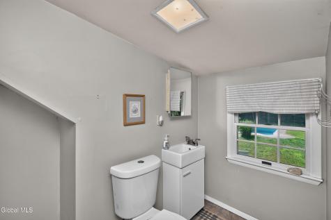 5 Curtis Road Wynantskill NY 12198