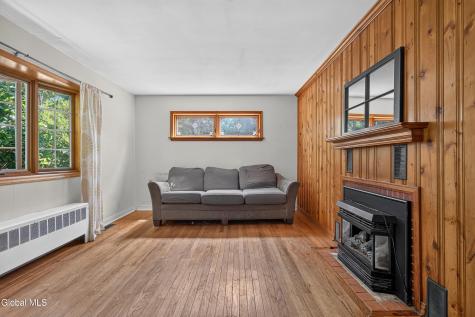 5 Curtis Road Wynantskill NY 12198