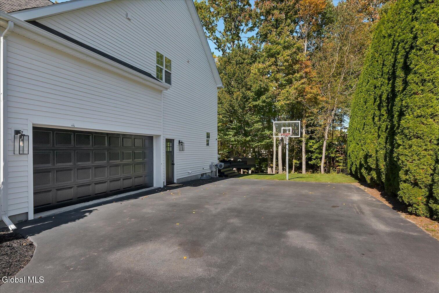 906 Mac Arthur Drive Ballston Spa NY 12020