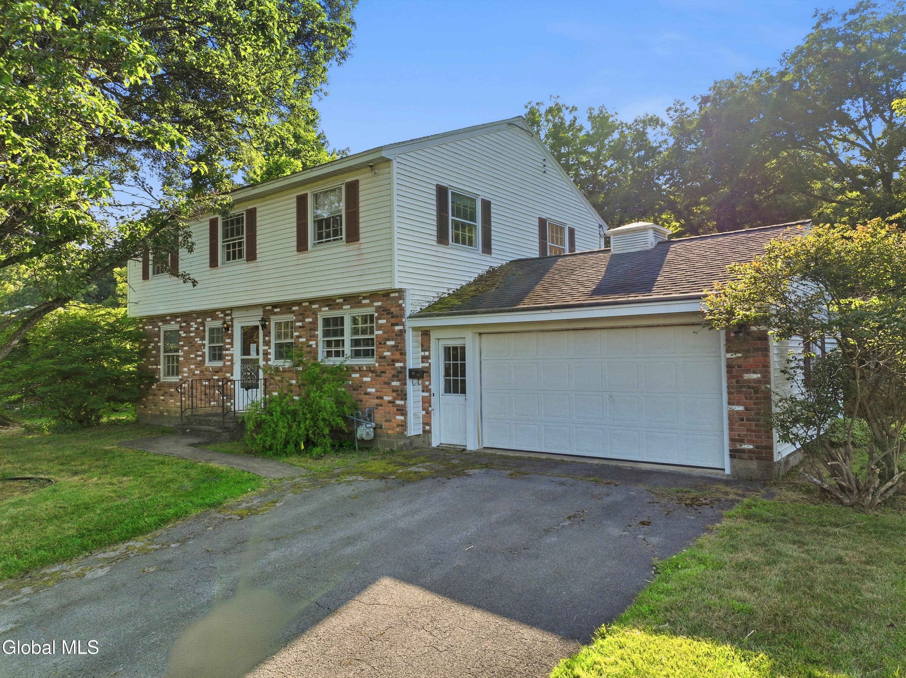 98 W Saint Stephens Lane Glenville NY 12302