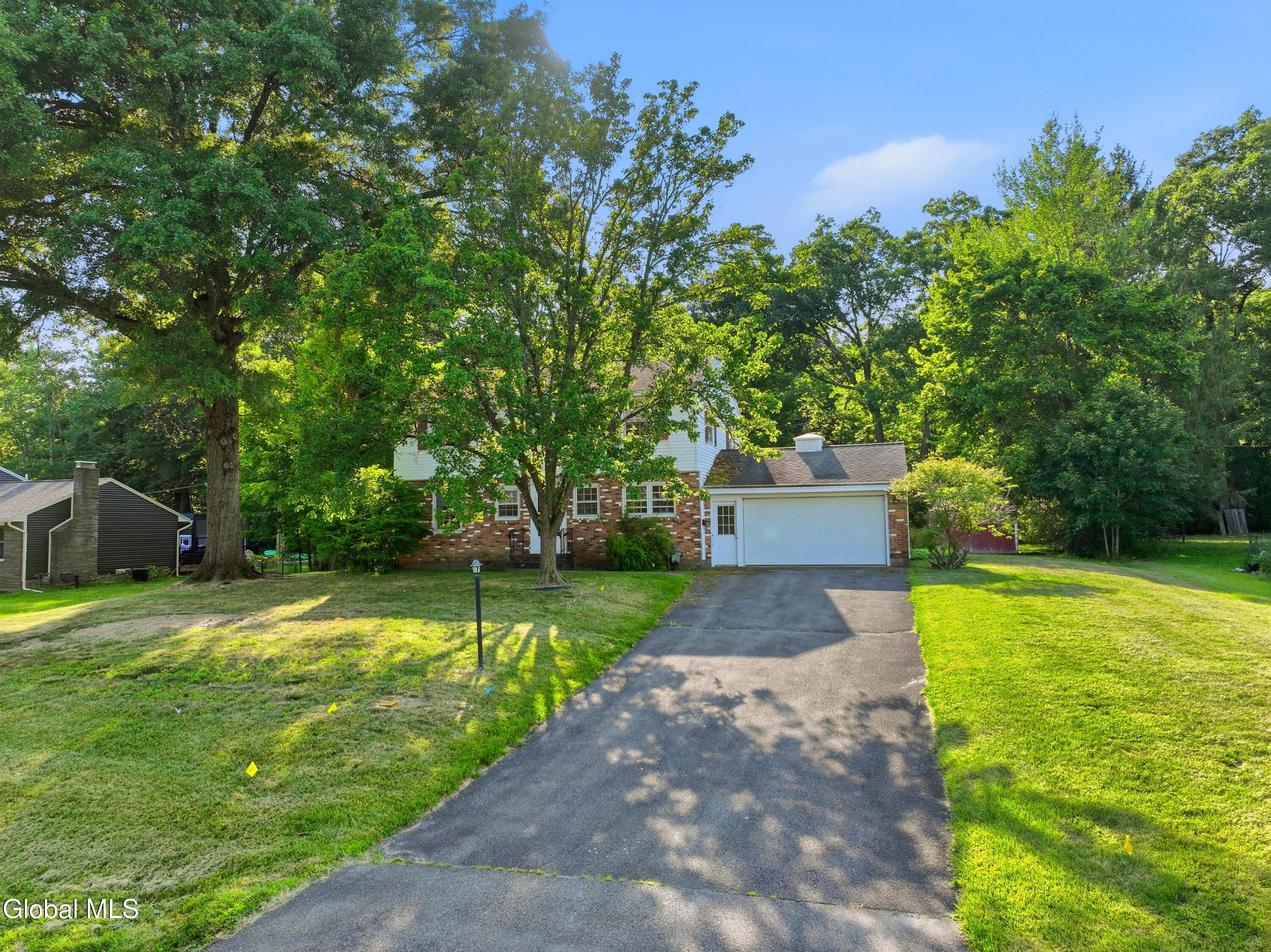 98 W Saint Stephens Lane Glenville NY 12302
