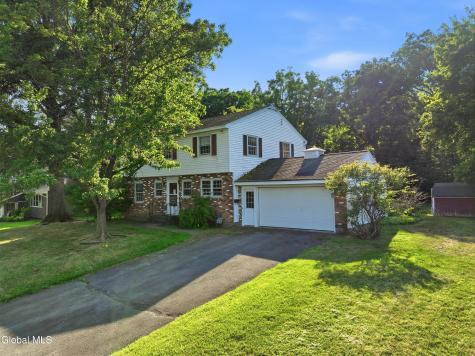 98 W Saint Stephens Lane Glenville NY 12302