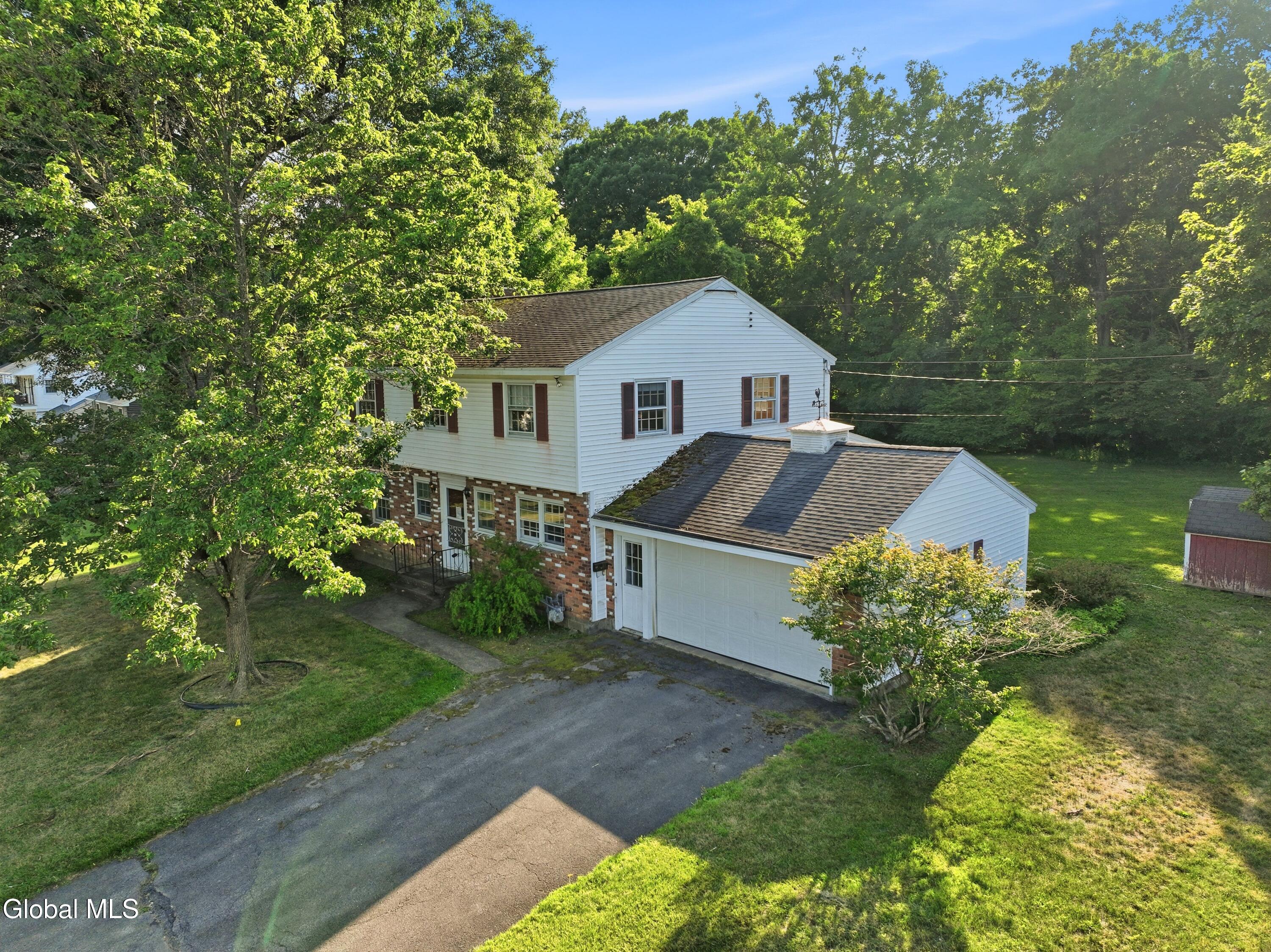 98 W Saint Stephens Lane Glenville NY 12302