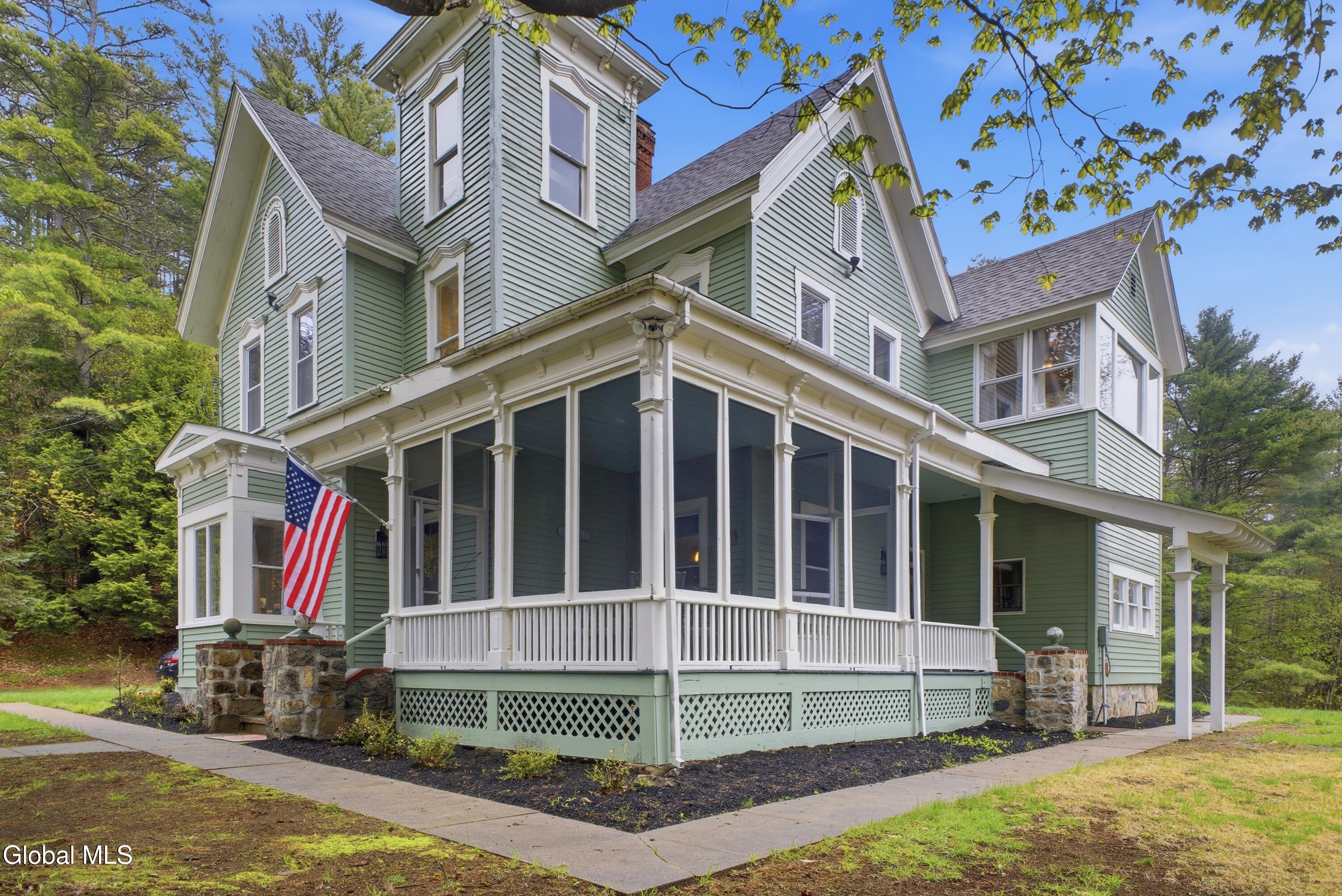 10 Landon Hill Road Chestertown NY 12817