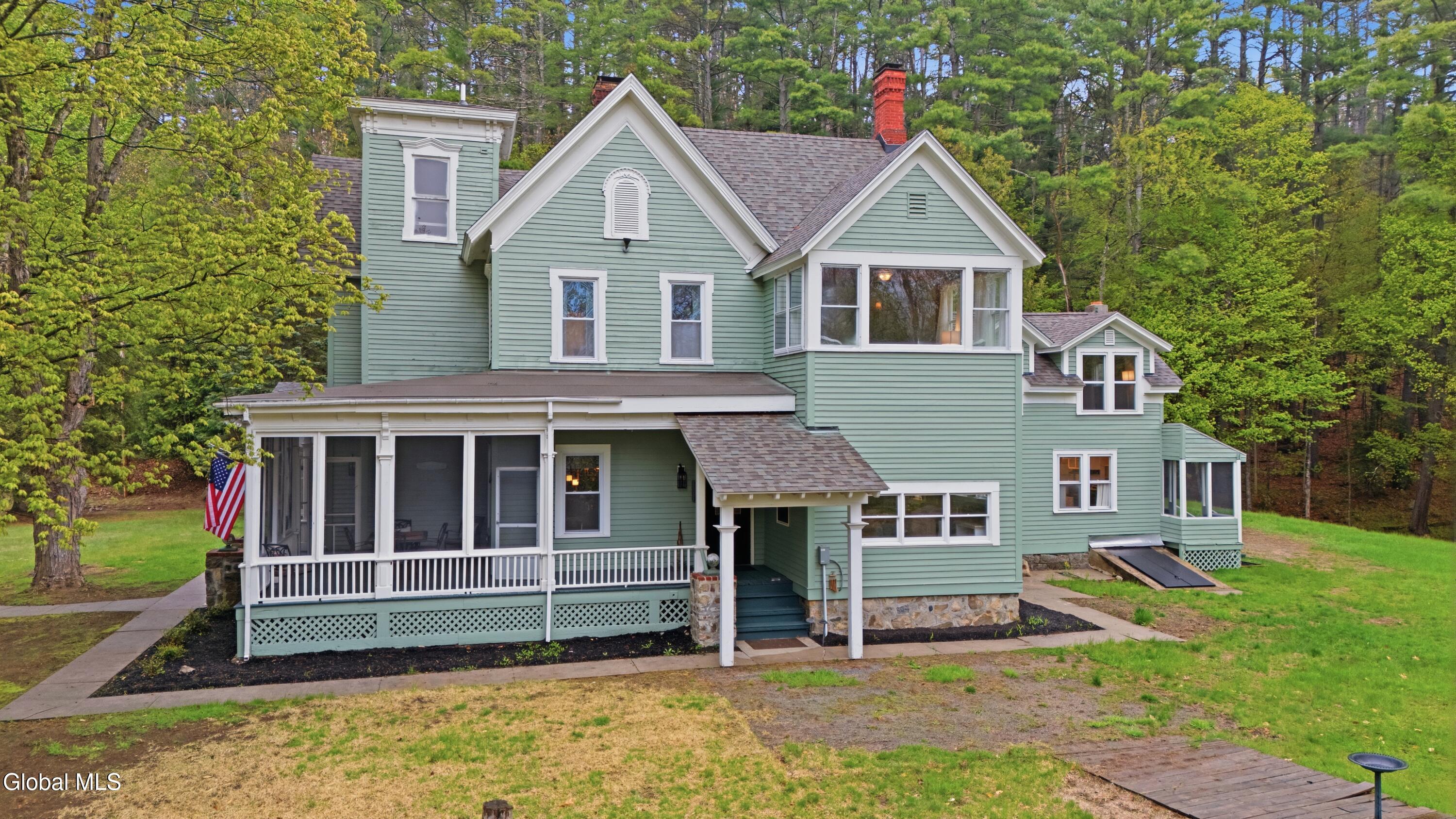 10 Landon Hill Road Chestertown NY 12817