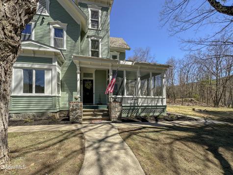 10 Landon Hill Road Chestertown NY 12817
