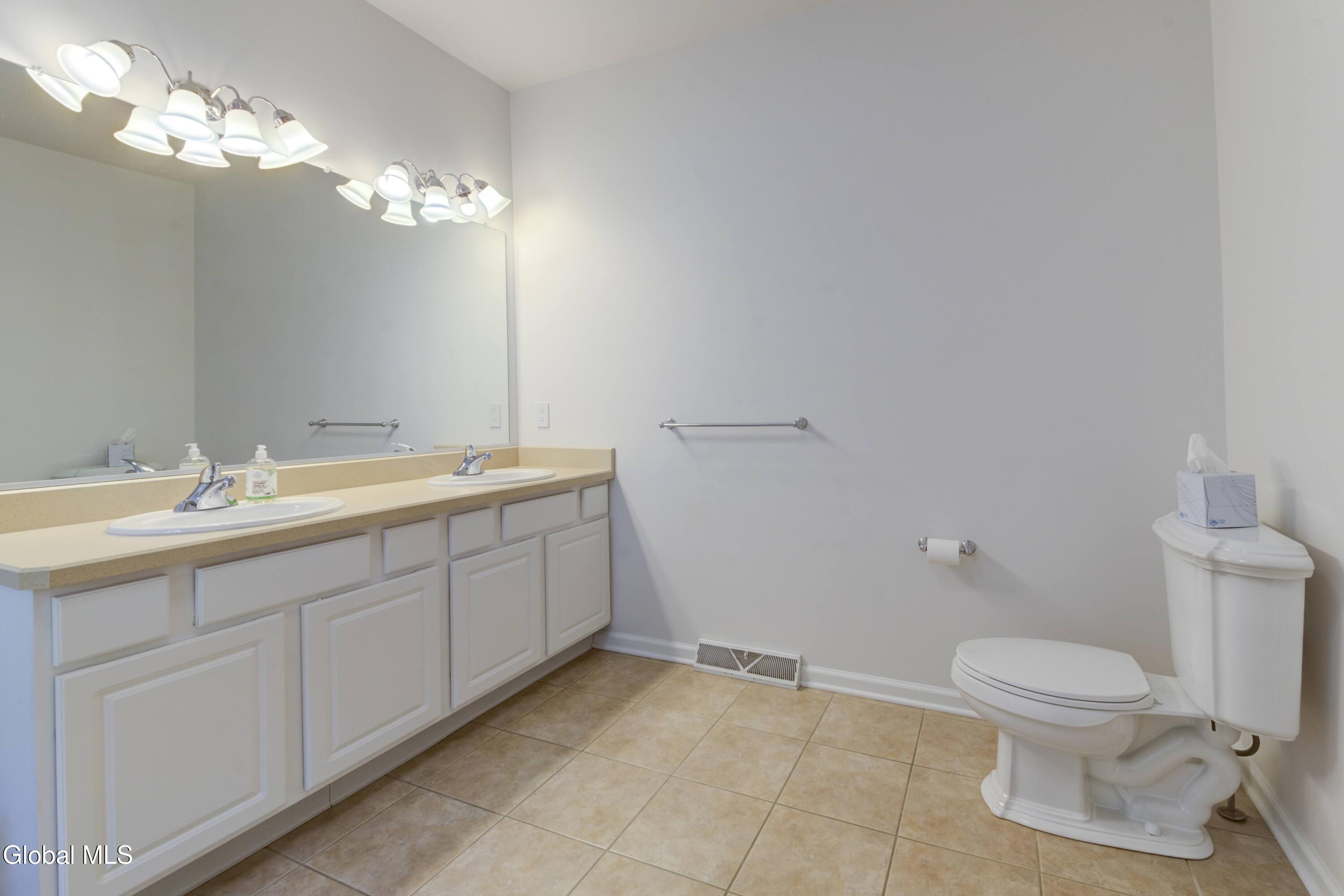 4 Sawyer Place Cohoes NY 12047