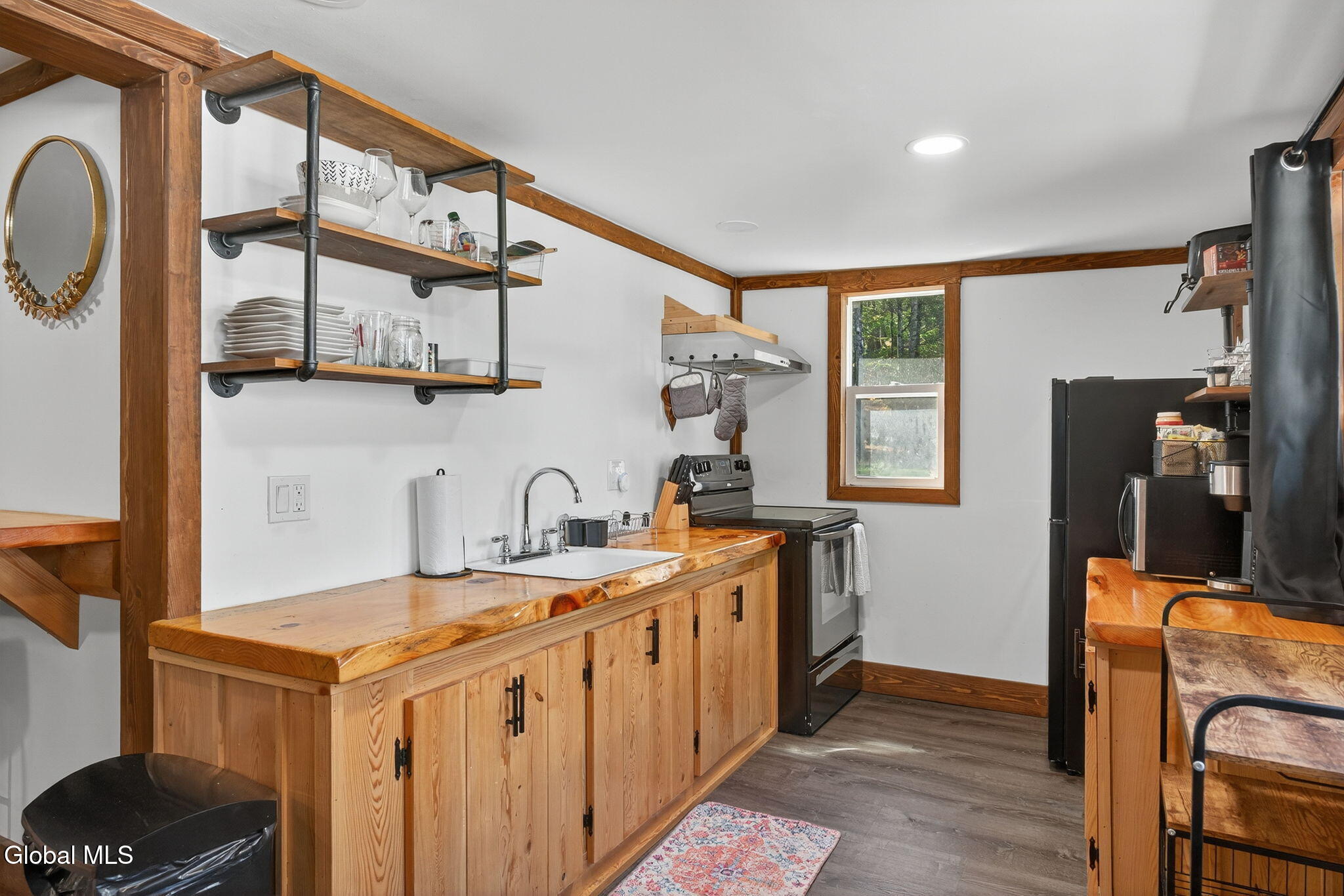 40 Paddock Road East Durham NY 12423
