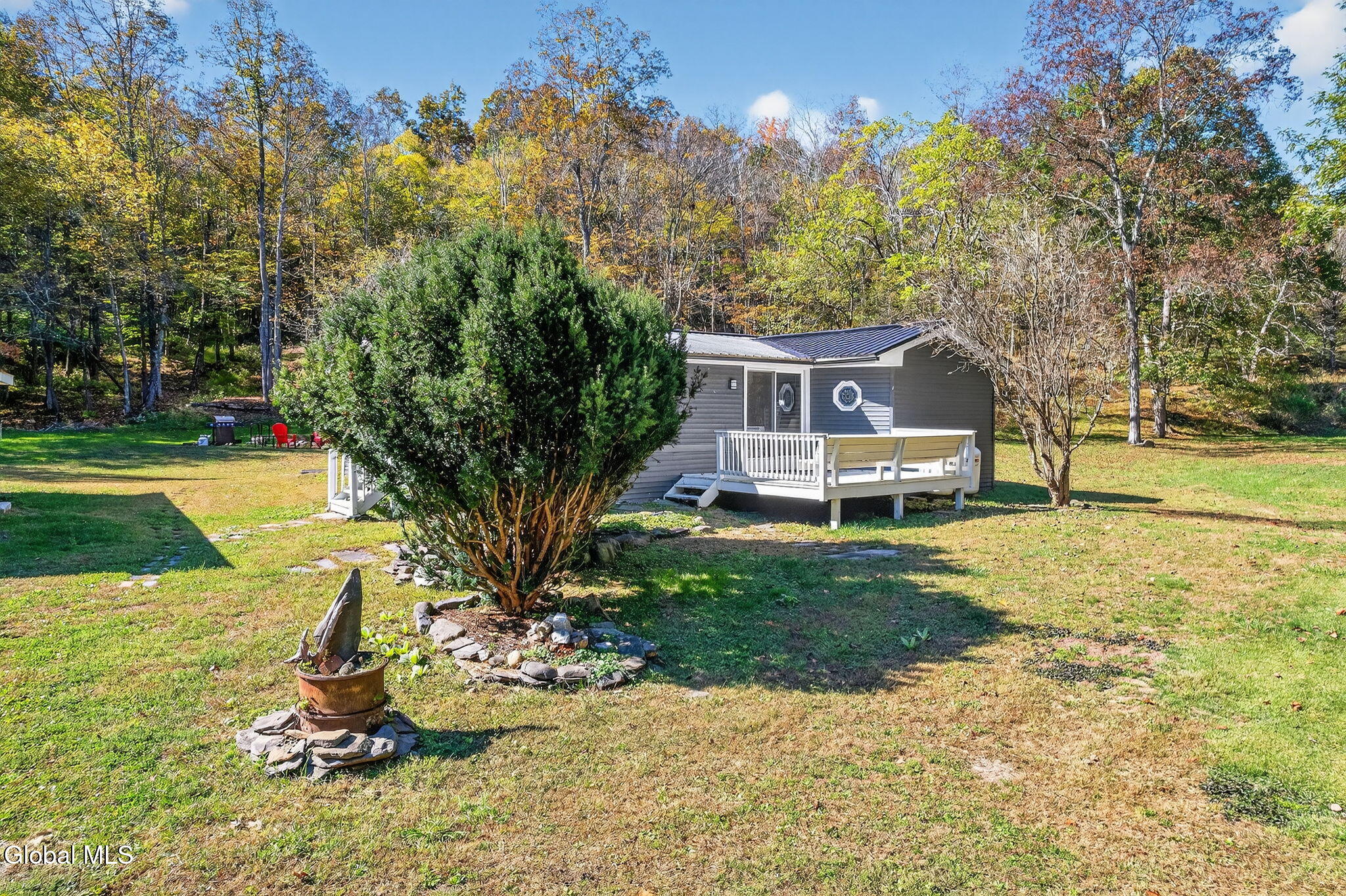 40 Paddock Road East Durham NY 12423