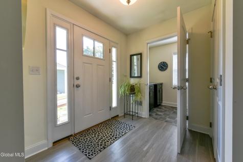 2536 Edgewood Avenue Schenectady NY 12306