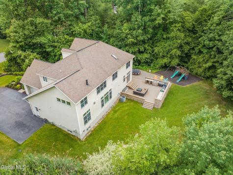1 Equestrian Way Clifton Park NY 12065