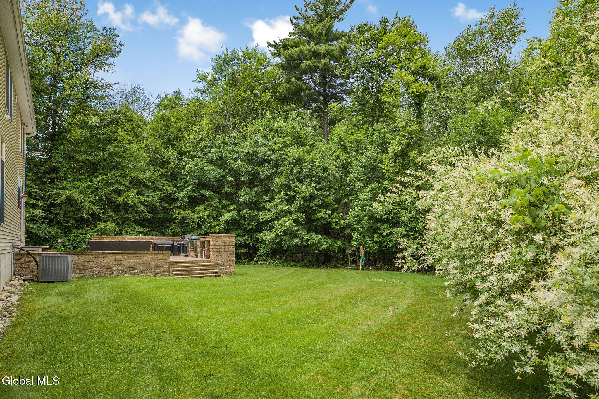 1 Equestrian Way Clifton Park NY 12065