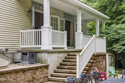 1 Equestrian Way Clifton Park NY 12065