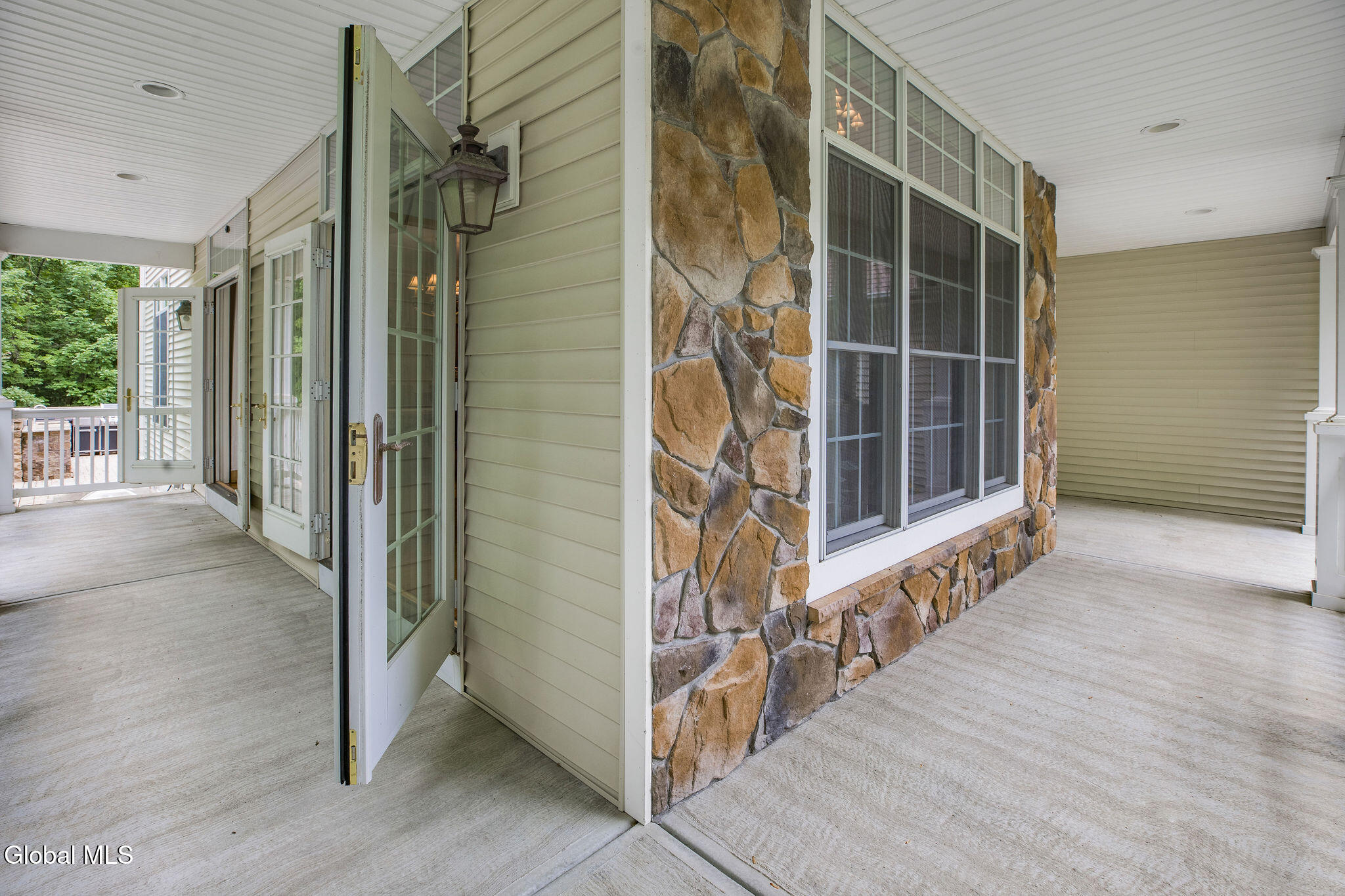 1 Equestrian Way Clifton Park NY 12065