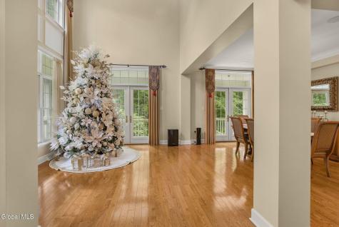 1 Equestrian Way Clifton Park NY 12065