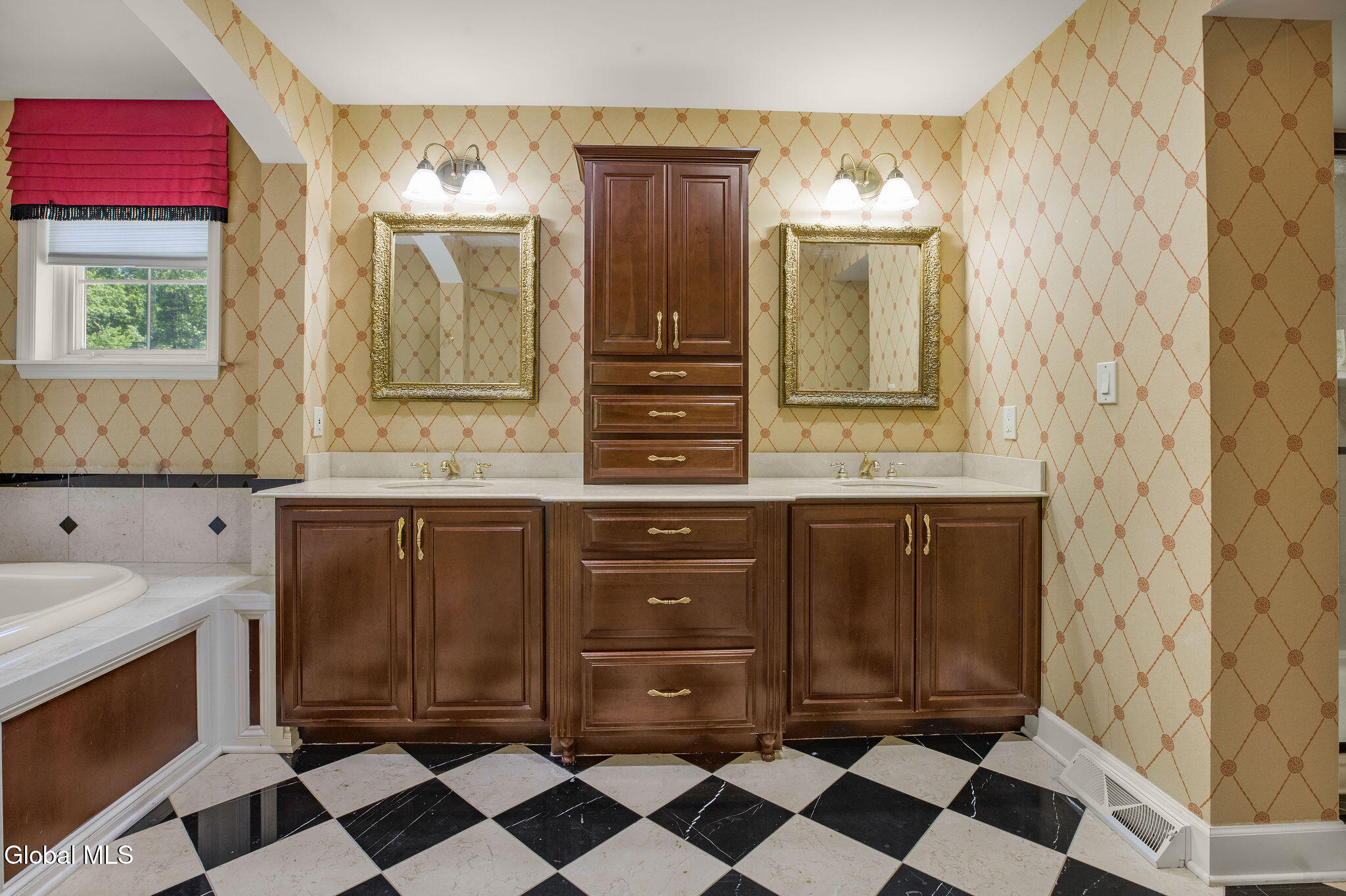 1 Equestrian Way Clifton Park NY 12065