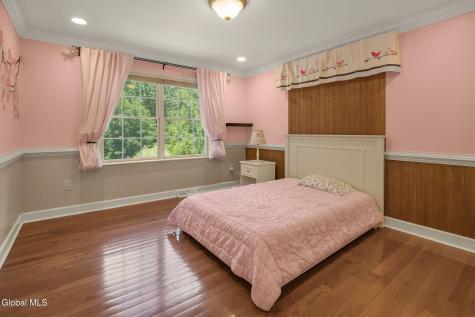 1 Equestrian Way Clifton Park NY 12065