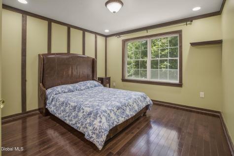 1 Equestrian Way Clifton Park NY 12065