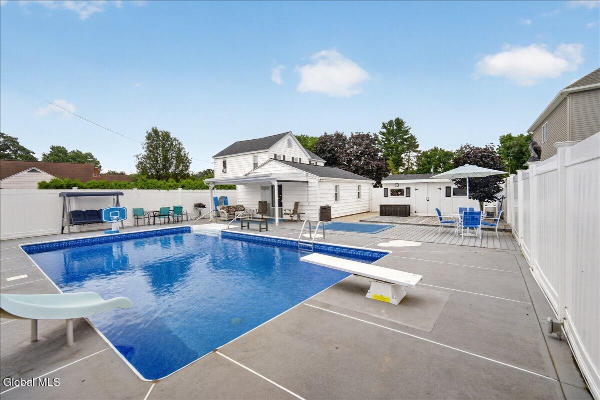 2047 Cedarlawn Avenue Schenectady NY 12306