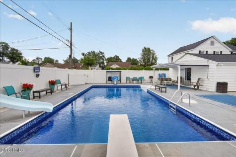 2047 Cedarlawn Avenue Schenectady NY 12306