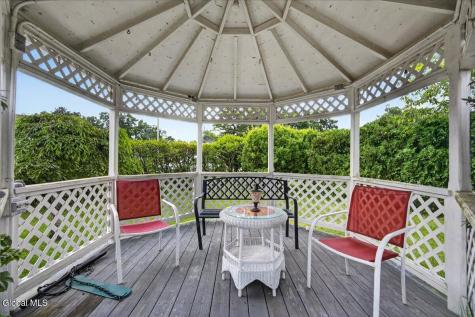2047 Cedarlawn Avenue Schenectady NY 12306