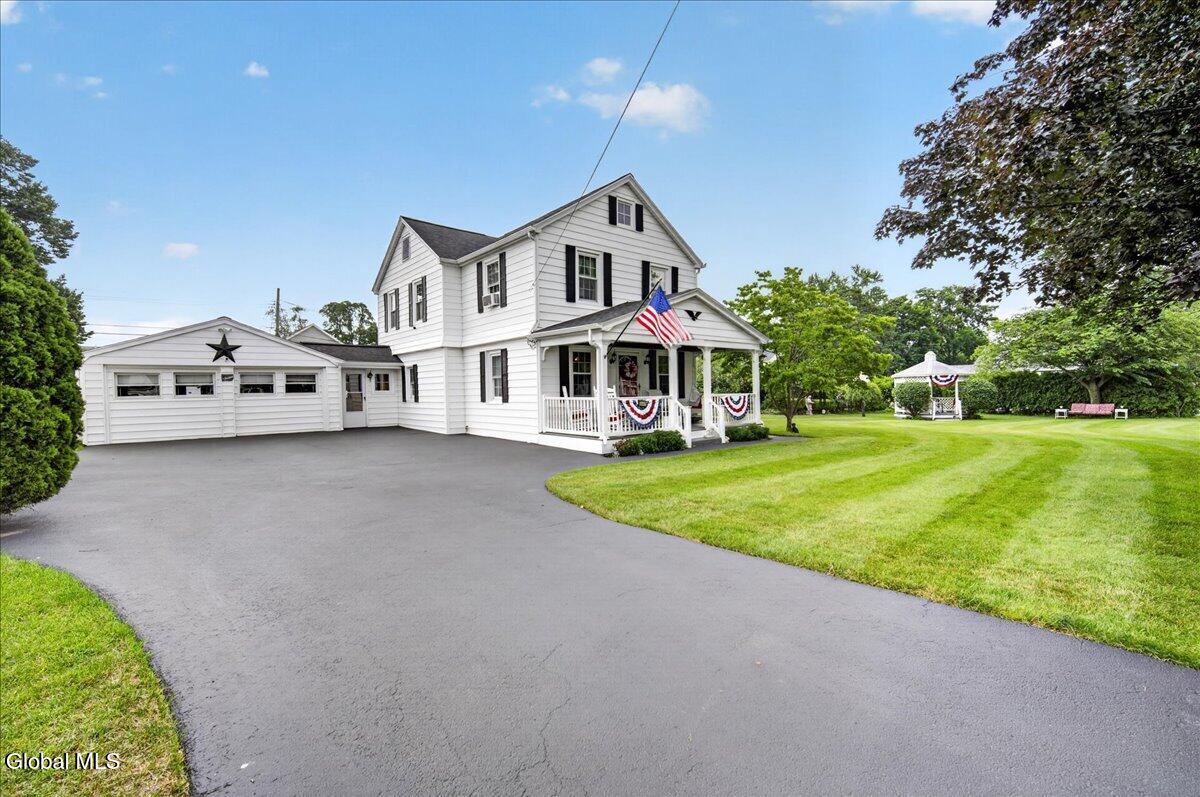 2047 Cedarlawn Avenue Schenectady NY 12306