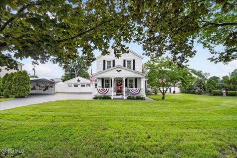2047 Cedarlawn Avenue Schenectady NY 12306