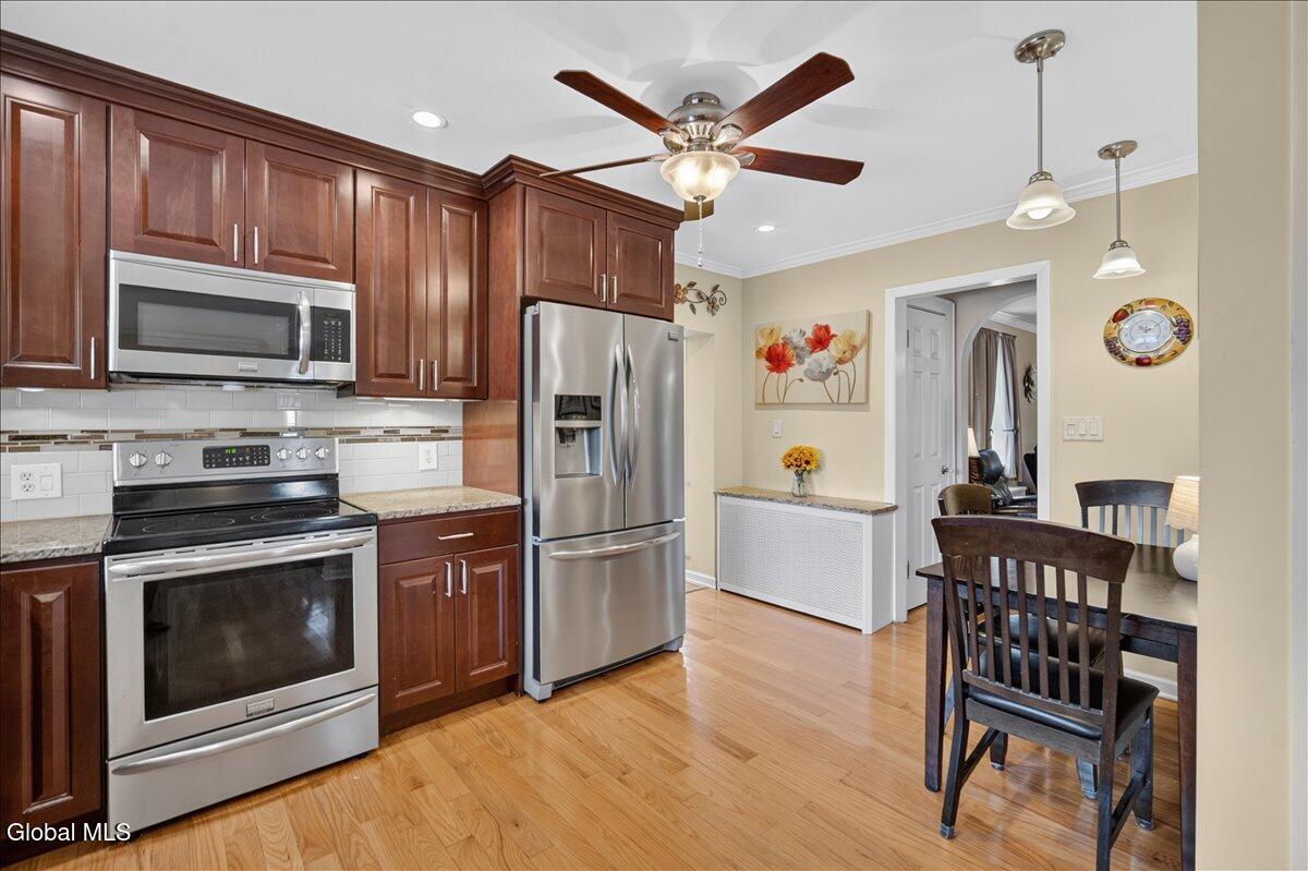 2047 Cedarlawn Avenue Schenectady NY 12306