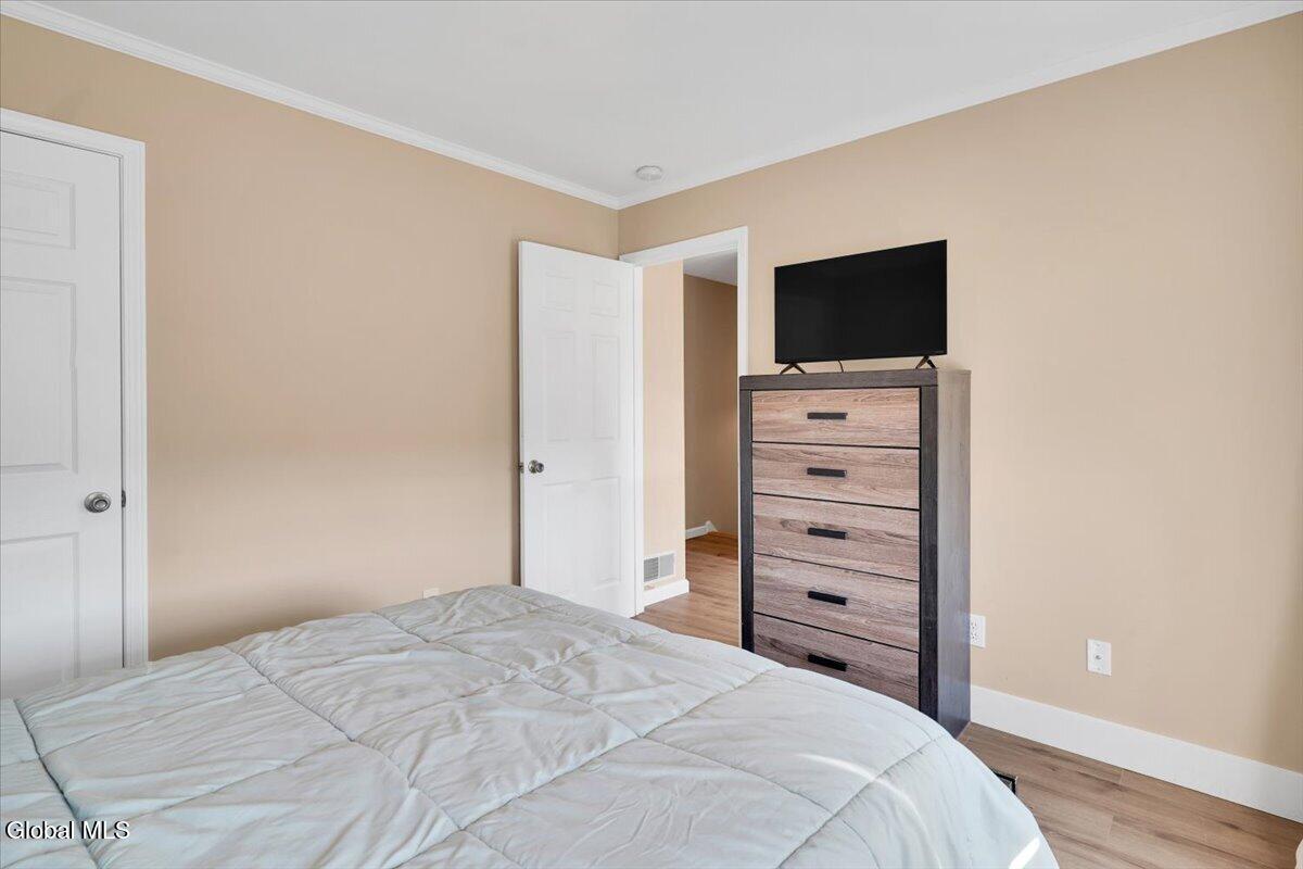 20 Laura Lane Ravena NY 12143