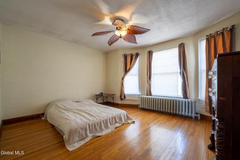 62 Glendale Avenue Albany NY 12208