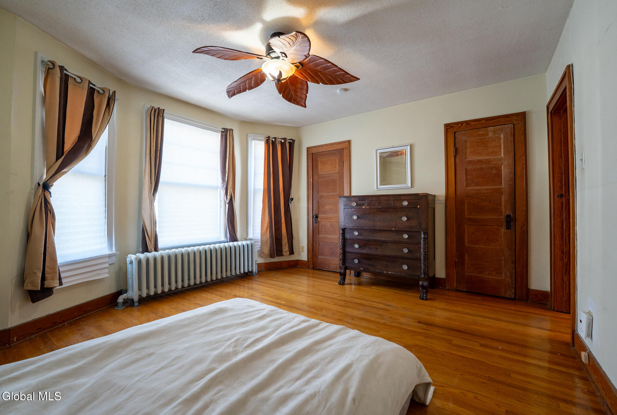 62 Glendale Avenue Albany NY 12208