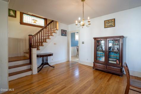 62 Glendale Avenue Albany NY 12208