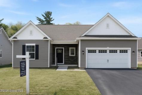 3 Blue Ridge Drive Halfmoon NY 12065