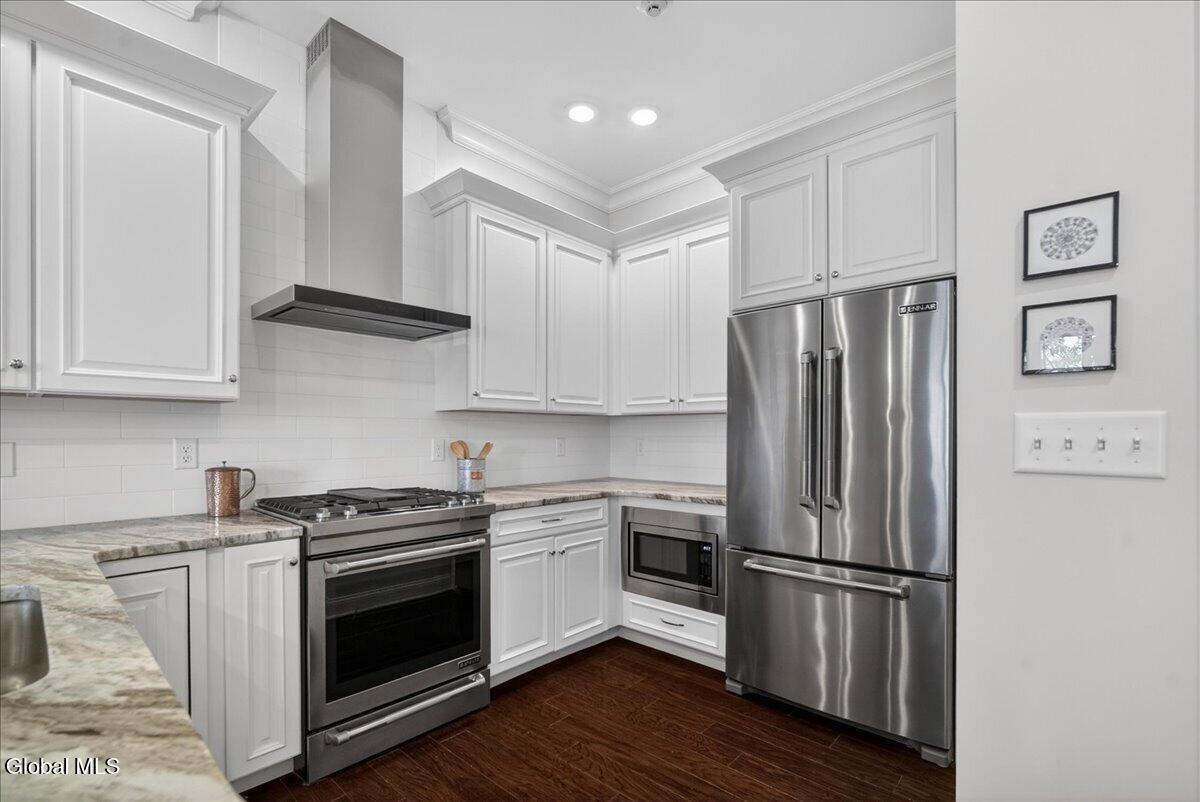46 Union Avenue Saratoga Springs NY 12866