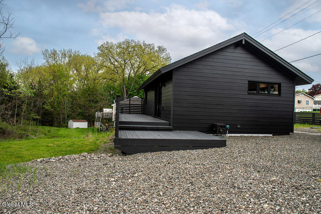 13 Regal Road Hudson NY 12534