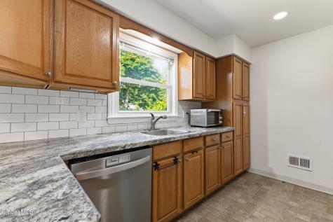 1136 Butler Street Rotterdam NY 12303