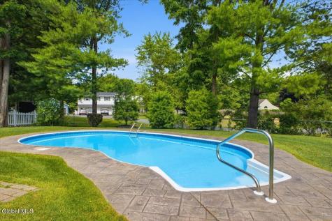 5504 Tansy Court Schenectady NY 12303